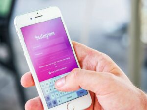 Instagram Removes Likes