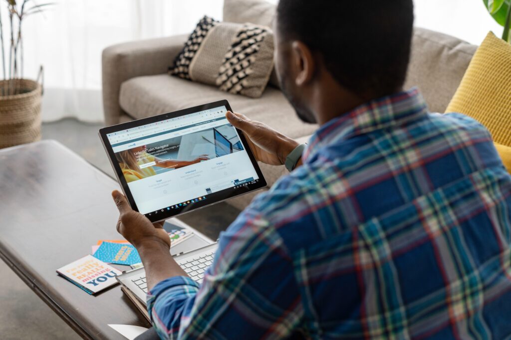 How To Use LinkedIn For Business